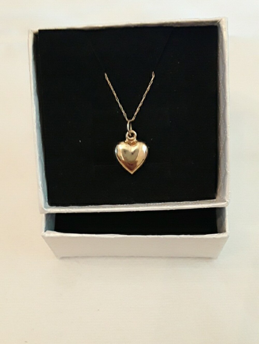14K solid gold puffy heart necklace